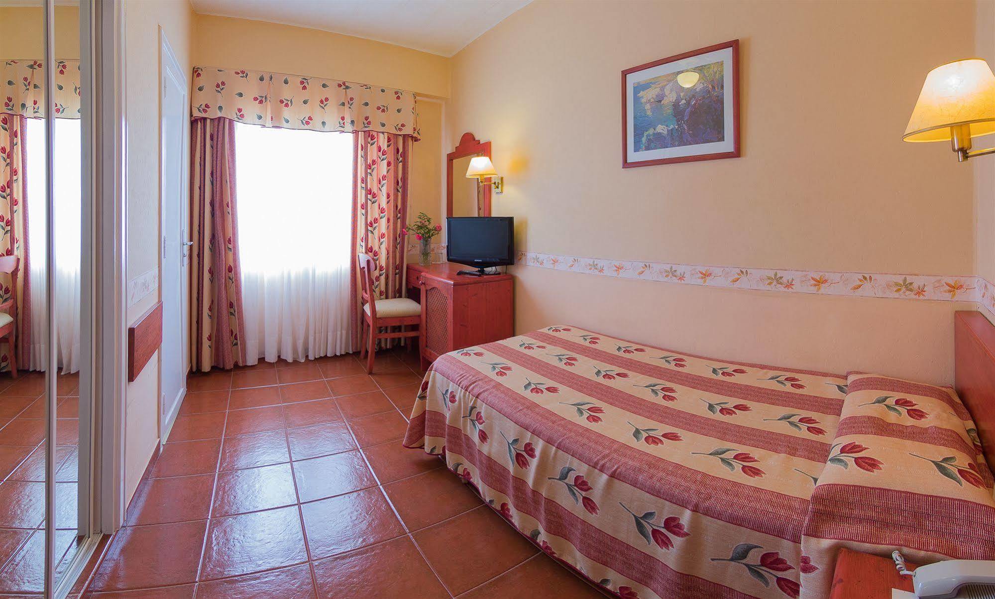 Hotel Monopol Πουέρτο Ντε Λα Κρουζ Εξωτερικό φωτογραφία