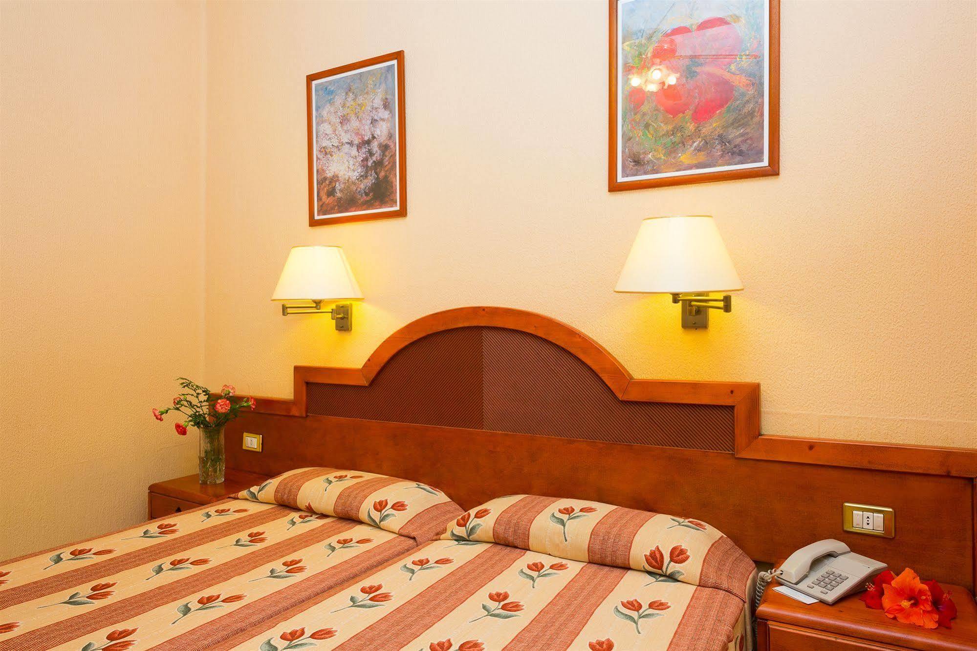 Hotel Monopol Πουέρτο Ντε Λα Κρουζ Εξωτερικό φωτογραφία