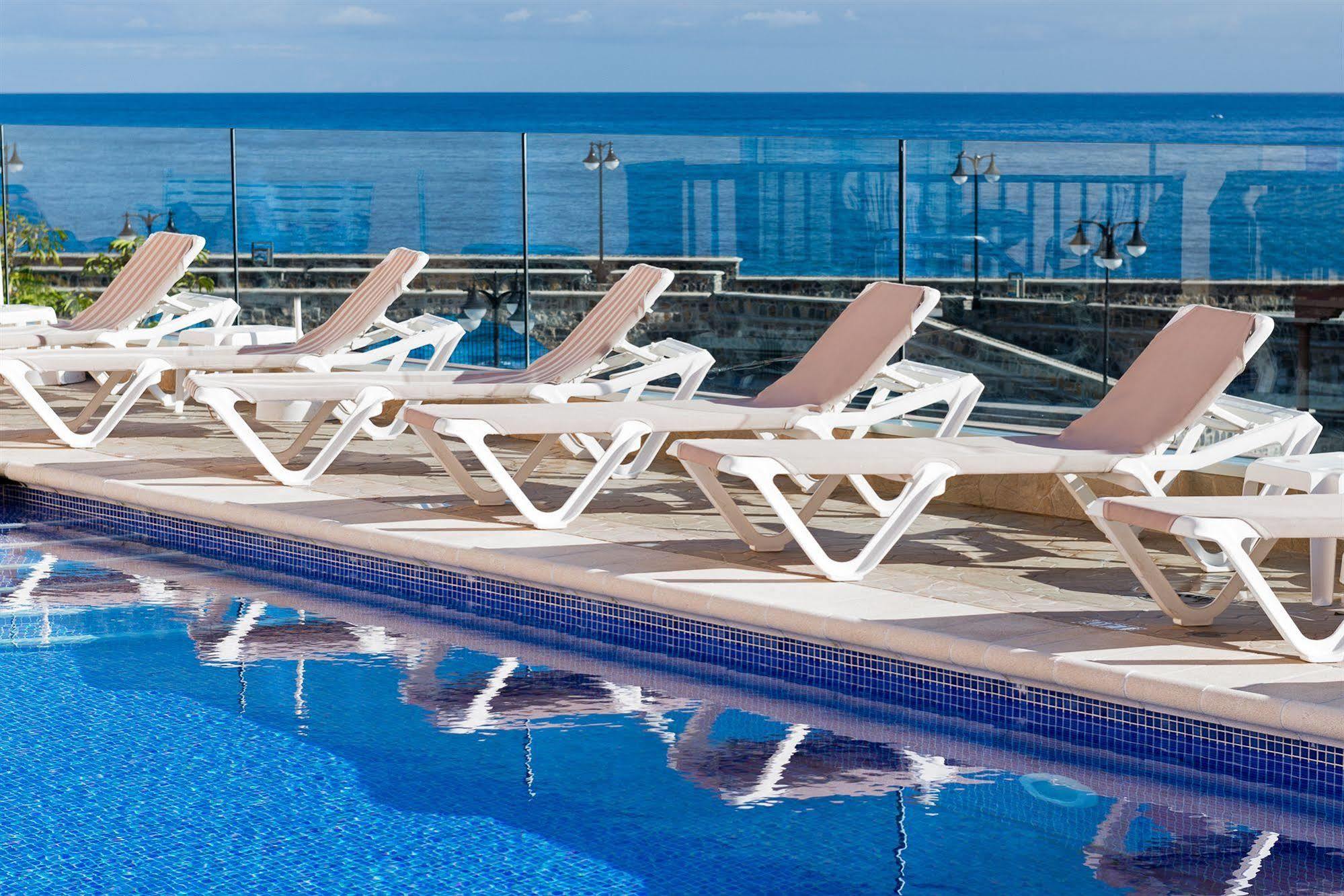 Hotel Monopol Πουέρτο Ντε Λα Κρουζ Εξωτερικό φωτογραφία
